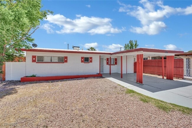 Building Photo - 2016 Linden Ave