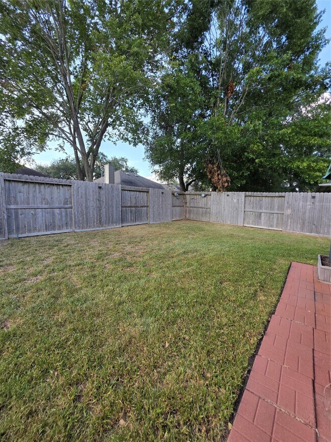 Building Photo - 14925 Cypress Ridge Grove Ln