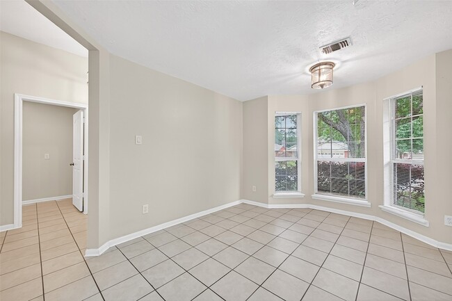 Building Photo - 22938 Sugar Bear Dr