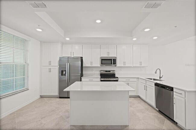 Building Photo - 19007 Scallop Lp