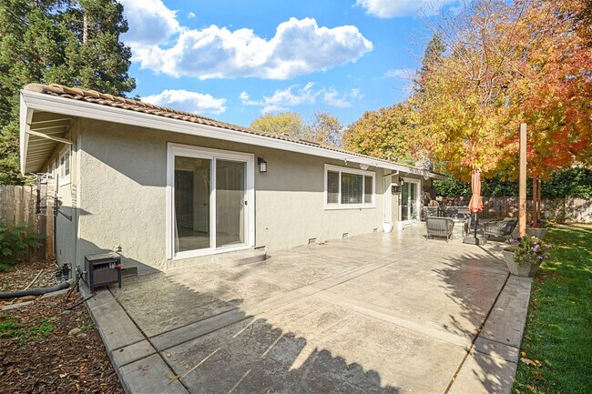 Building Photo - 1407 San Clemente Way