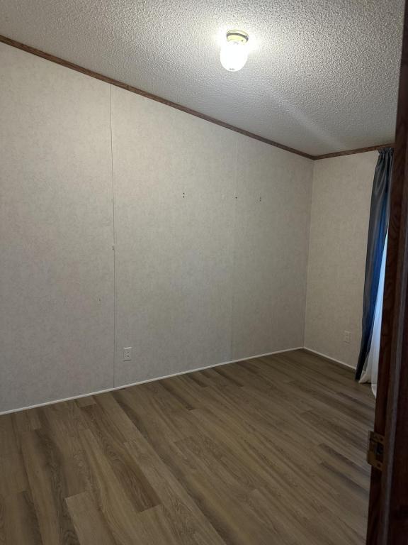Building Photo - 100 Kelbee