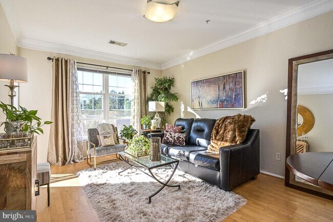 Building Photo - 1570 Spring Gate Dr.