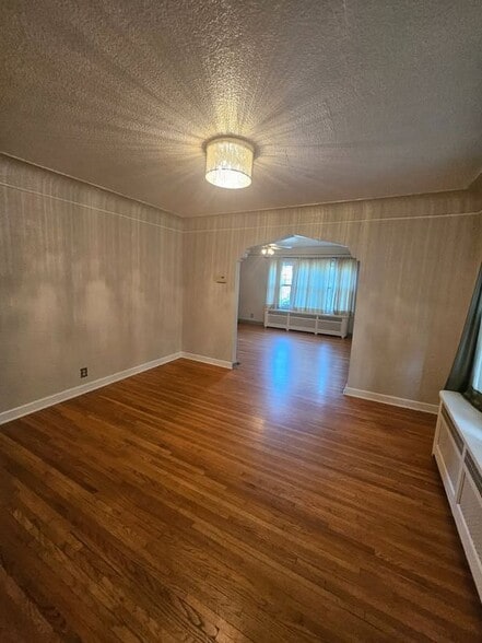 Building Photo - 5224 Bloomington Ave