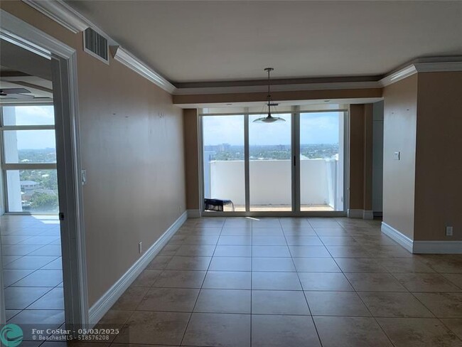 Building Photo - 1360 S Ocean Blvd
