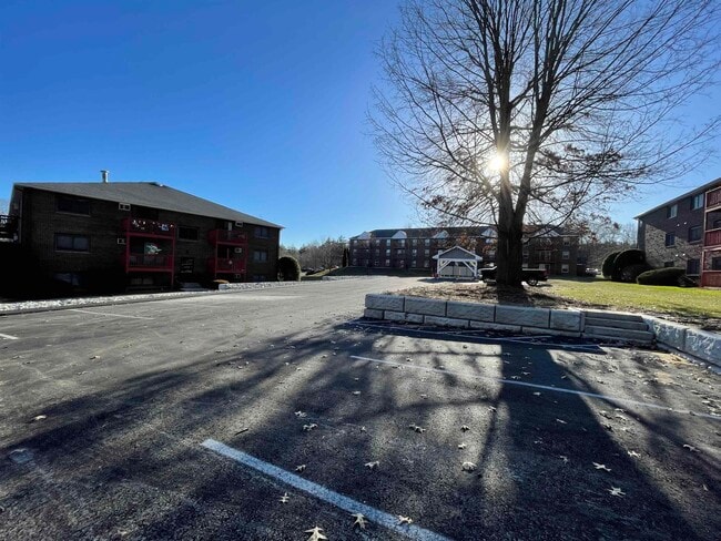 Building Photo - 95 Powers St