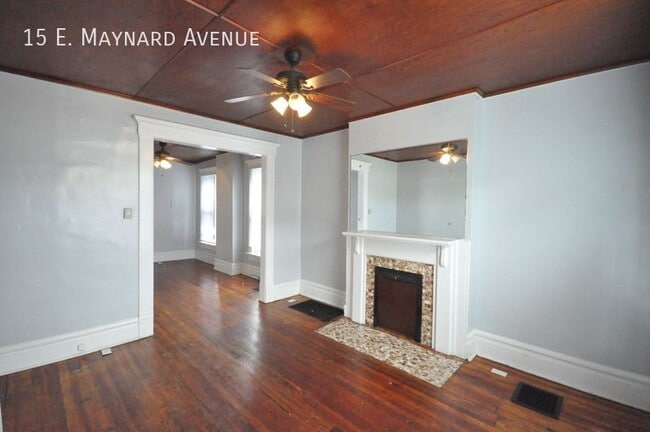 Building Photo - 15 E Maynard Ave