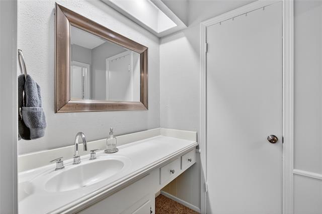 Building Photo - 3533 Chellen Dr