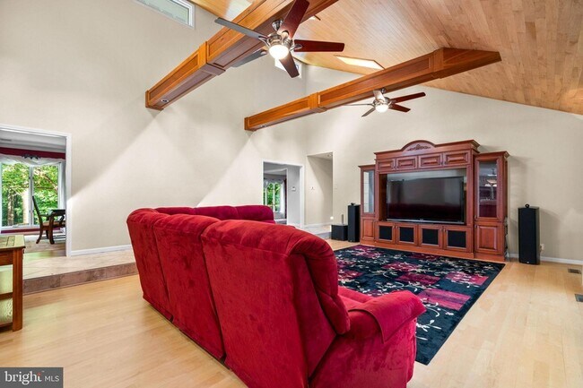 Building Photo - 4233 Buckskin Wood Dr