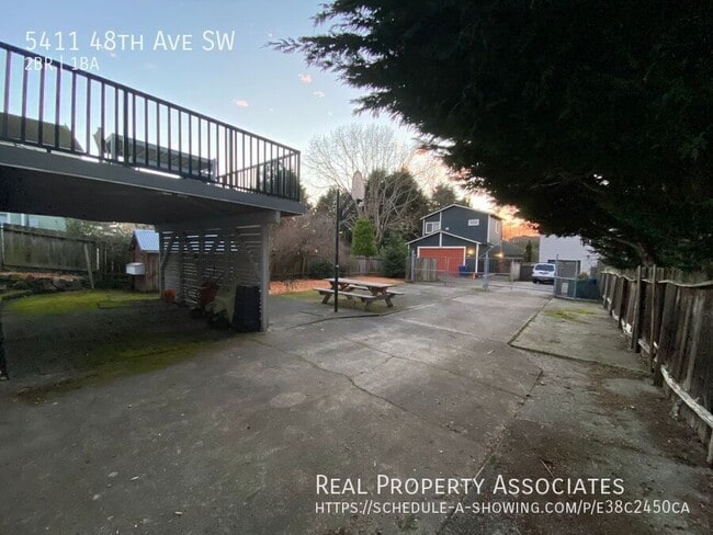 Building Photo - 5411 48th Ave SW