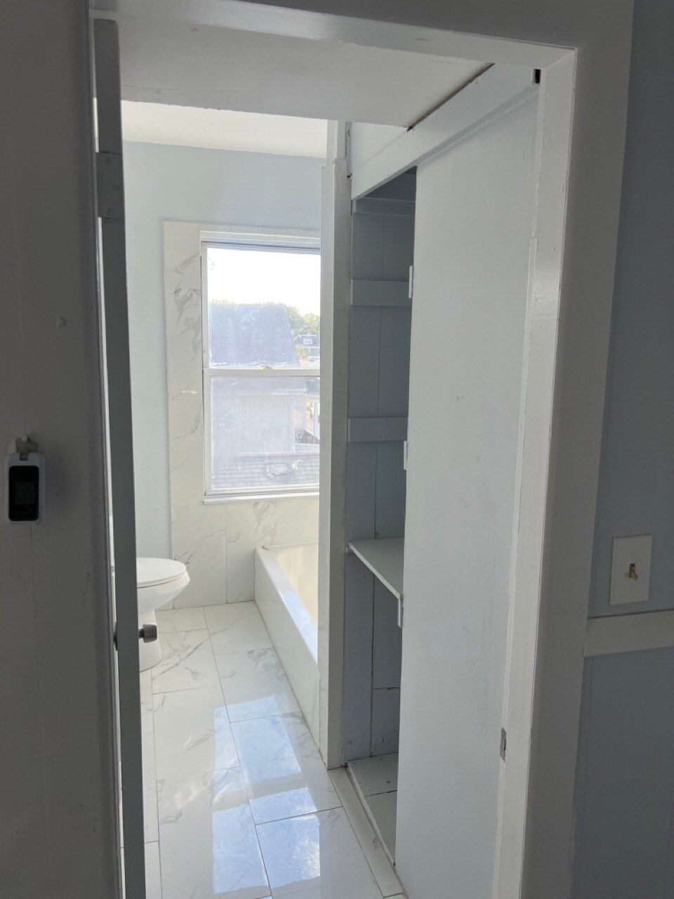 1st Full Bath - 49 Elder St