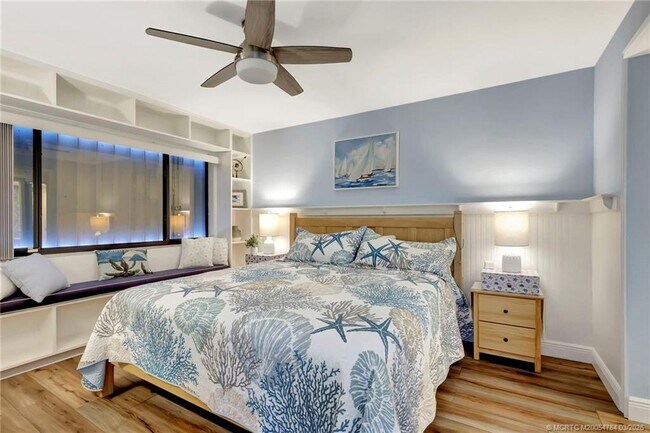 Building Photo - 40 NE Plantation Rd