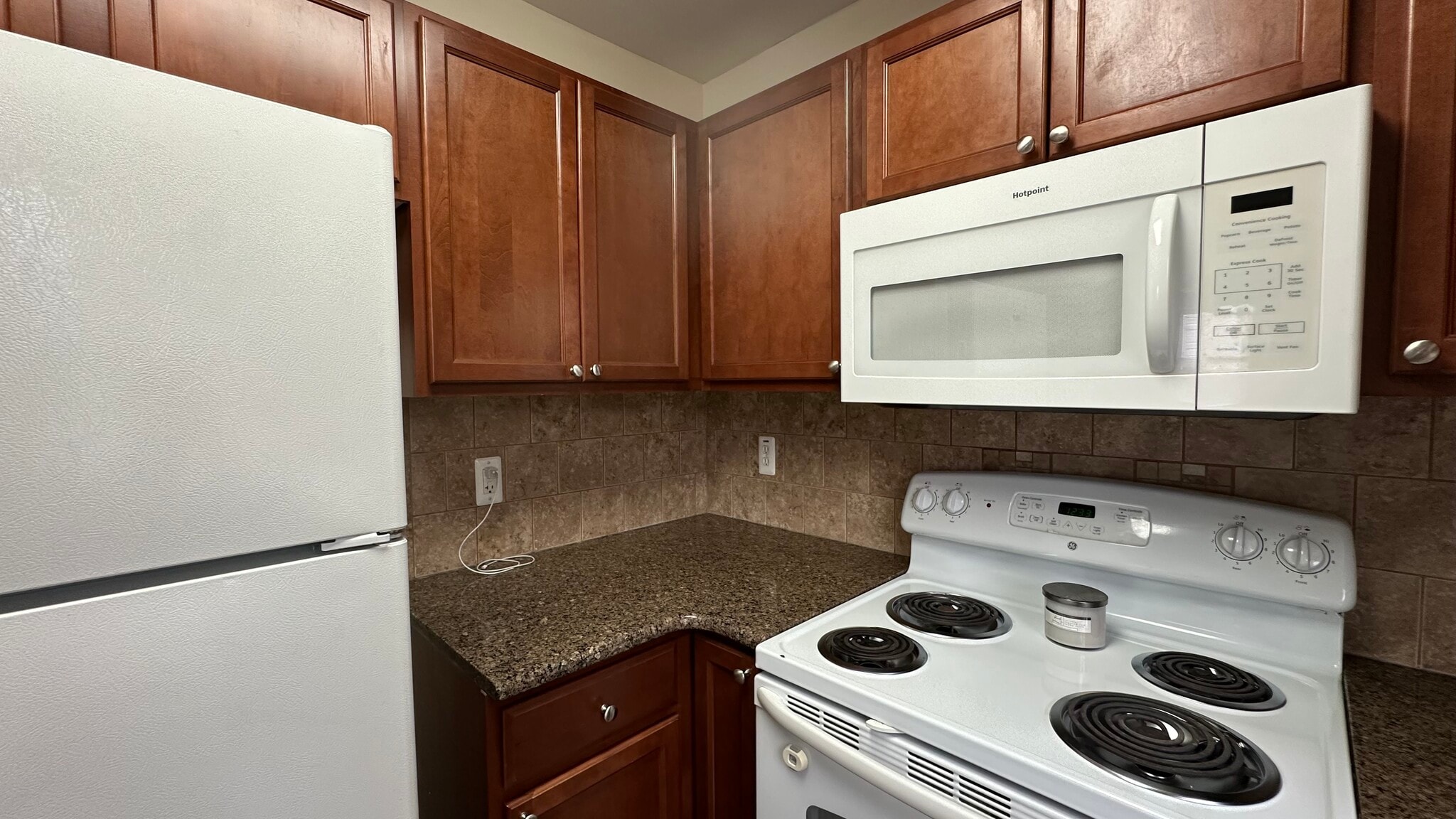 Building Photo - 2945 Burdette St