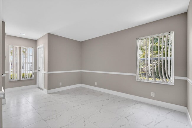 Building Photo - 106 Fox Meadow Run
