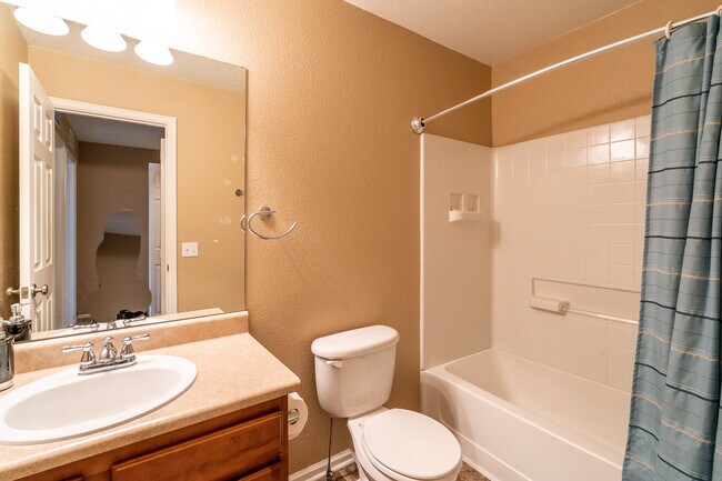 Building Photo - 2681 Stonecrop Ridge Grove