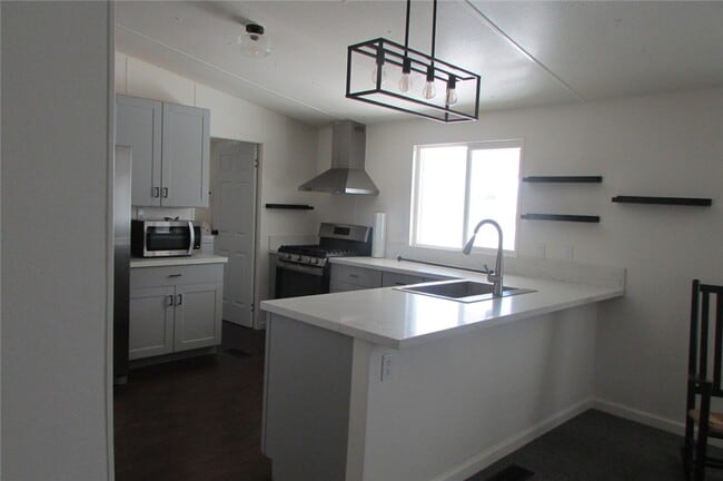 Building Photo - 7086 Harquahala Dr