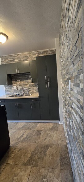 Building Photo - 4311 Coldwater Canyon Ave