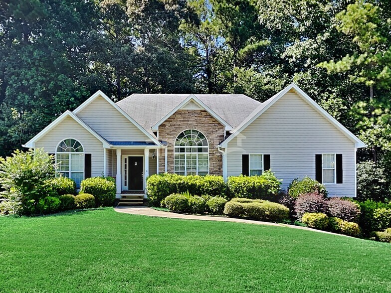 Primary Photo - 179 Norton Dr