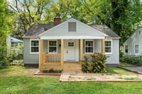 Building Photo - Freshly Renovated 2 Bed, 1 Bath – Prime Location Near Downtown Knoxville!