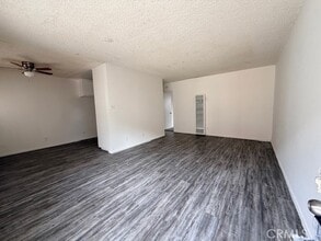 Building Photo - 1435 Laurel Ave