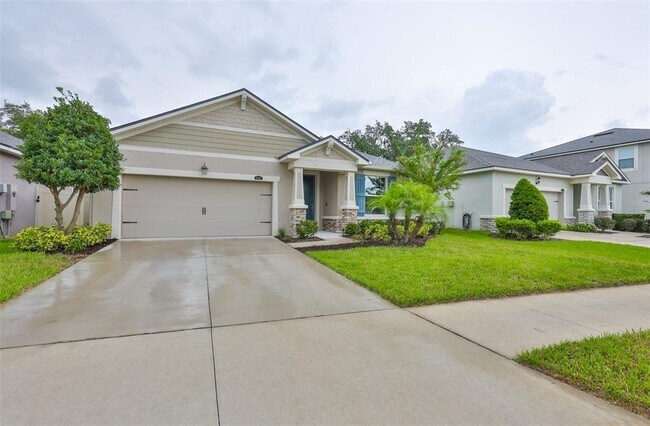 Building Photo - 11412 Blue Woods Dr