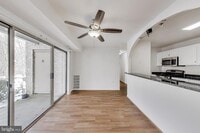 Building Photo - 12307 Braxfield Ct