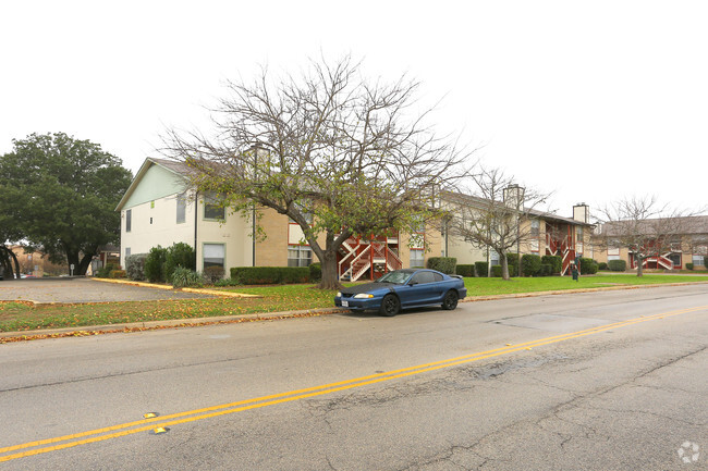 Building Photo - Langtry Apartments