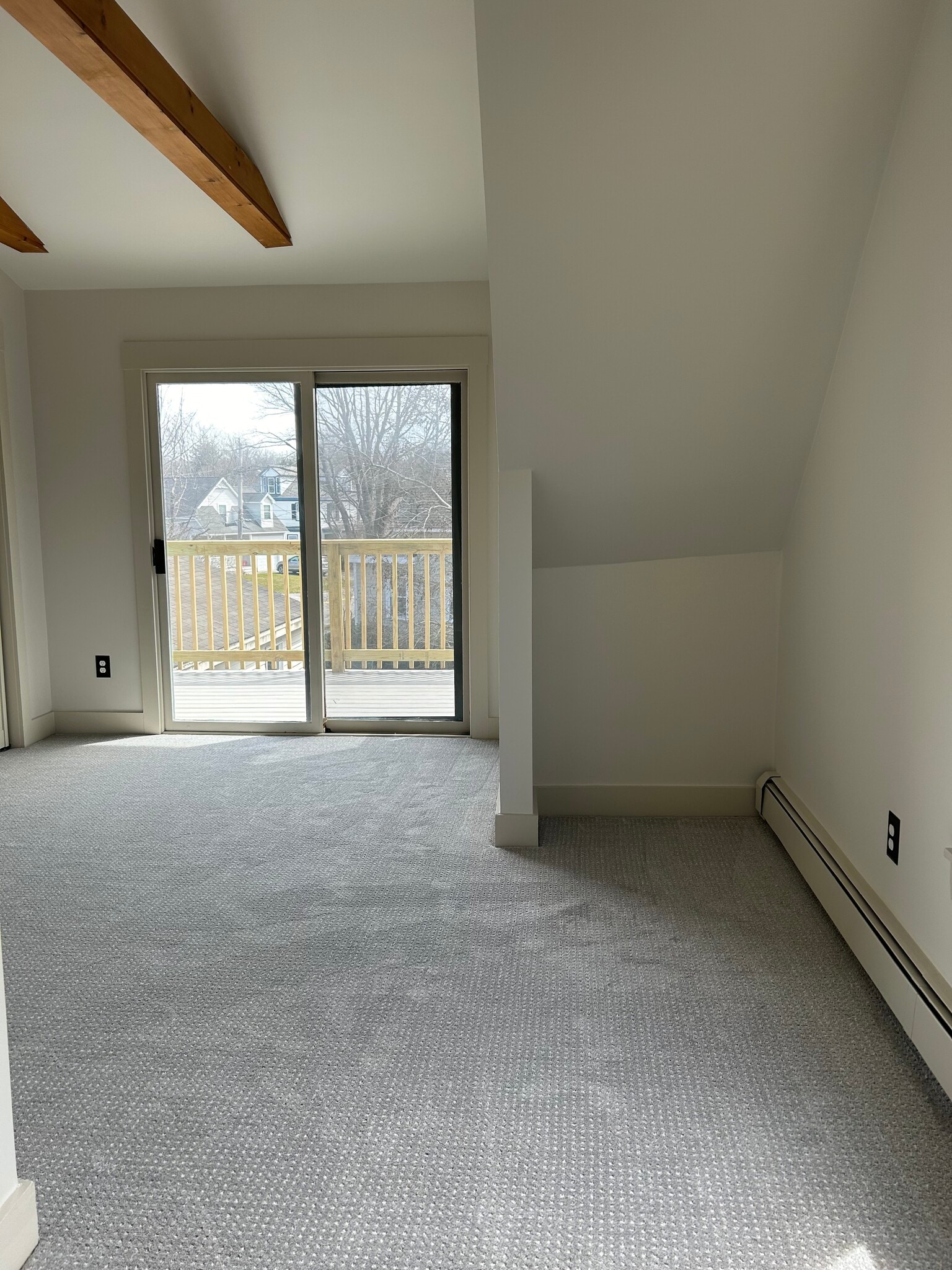 Building Photo - 332 Broadway