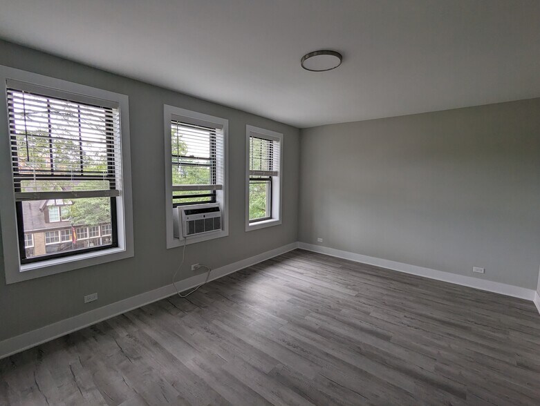 Building Photo - 372 Hazel Ave