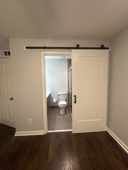 Building Photo - 207 Westfield Dr