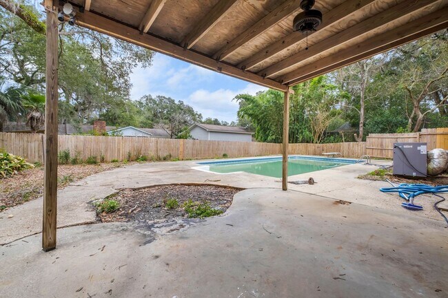 Building Photo - 3 bed 2 bath home for rent in Killearn