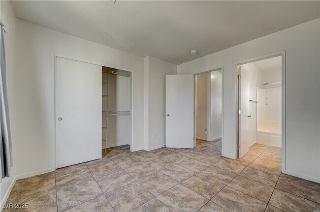 Building Photo - 2275 Windmill Grove Ct