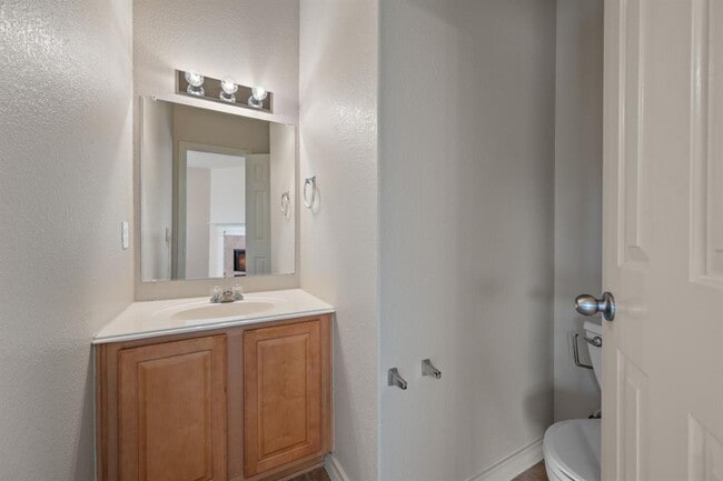 Building Photo - 20925 Texas Meadows Dr