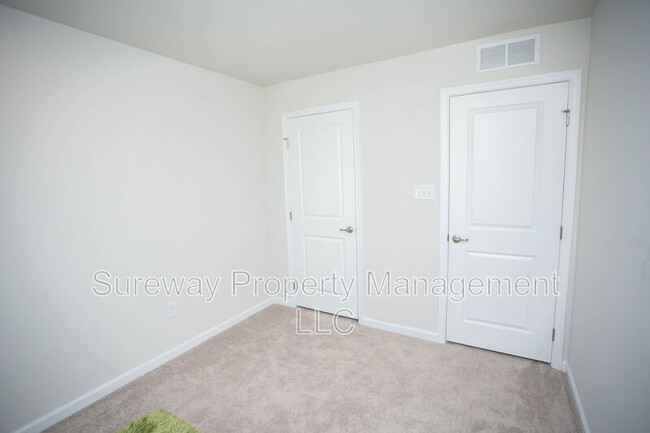 Building Photo - 257 Freedom Wy