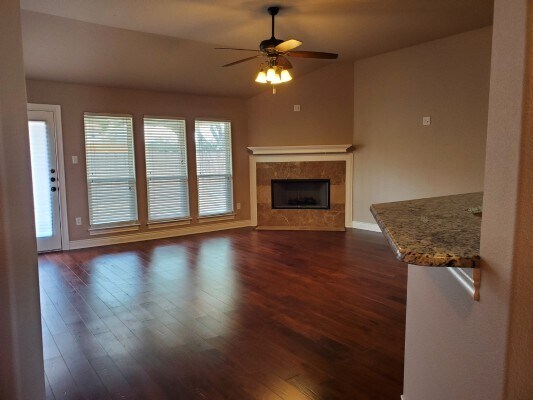 Building Photo - 15233 Capstan St