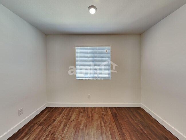 Building Photo - 4832 Blushing Star St