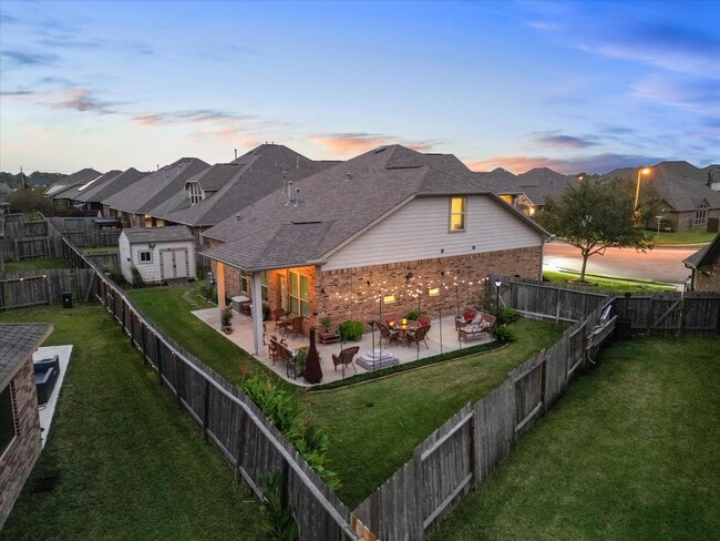 Building Photo - 6303 Wood Creek Ln