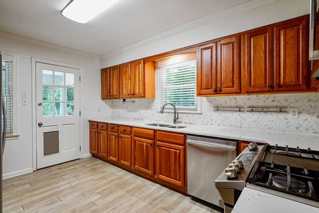 Building Photo - 4012 N Cahaba Dr