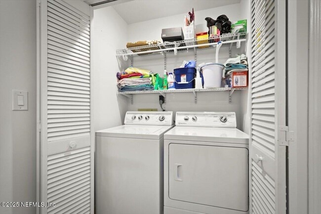 Building Photo - 106 Willow Pond Ln