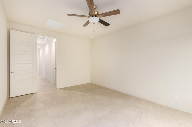 Building Photo - 8755 W Solano Dr