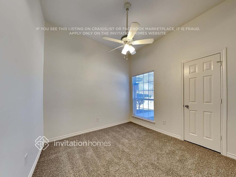 Building Photo - 500 Sunrise Cir