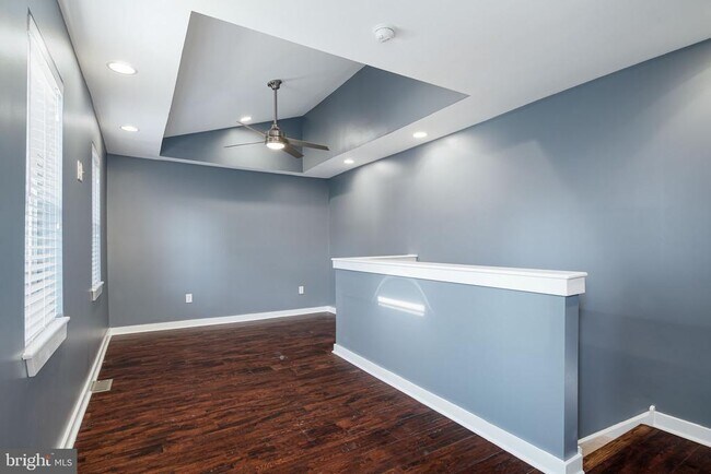 Building Photo - 1865 Frankford Ave