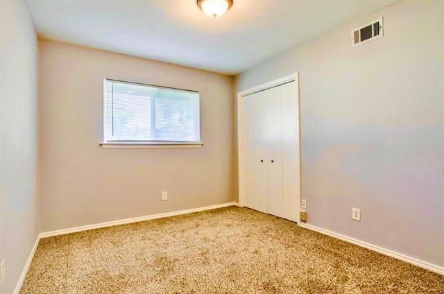 Building Photo - 505 Melrose Dr