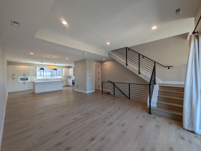 Building Photo - 5009 S Prince Pl