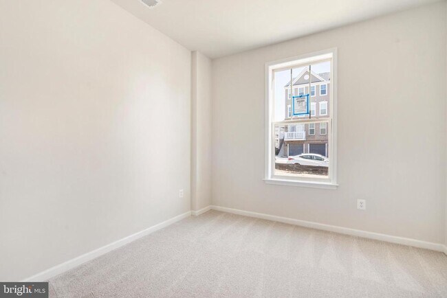 Building Photo - 5892 Bella Marie Wy