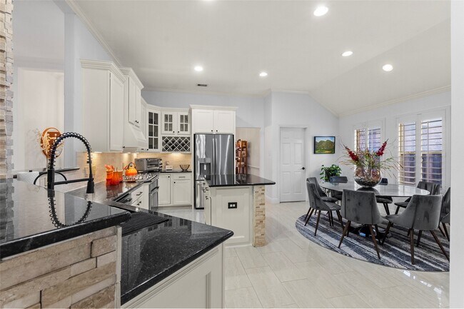 Building Photo - 26119 Savory Springs Ln