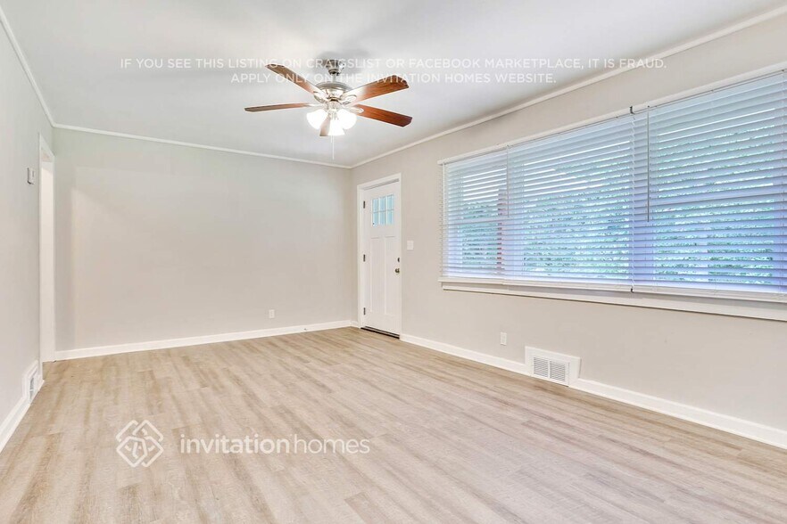 Building Photo - 207 Brown Rd