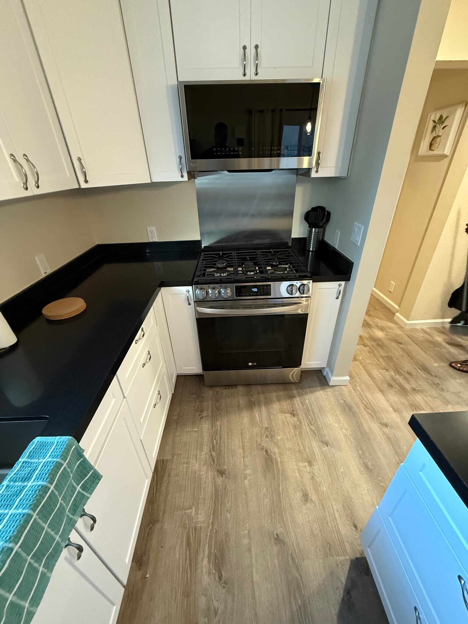 Building Photo - 779 Hamilton Dr