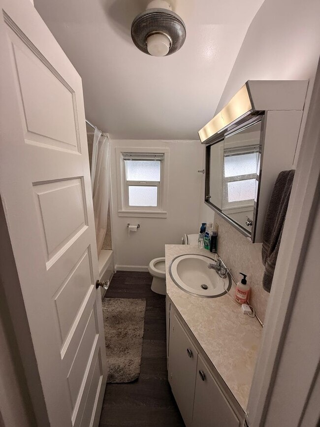 Building Photo - 1314 High St