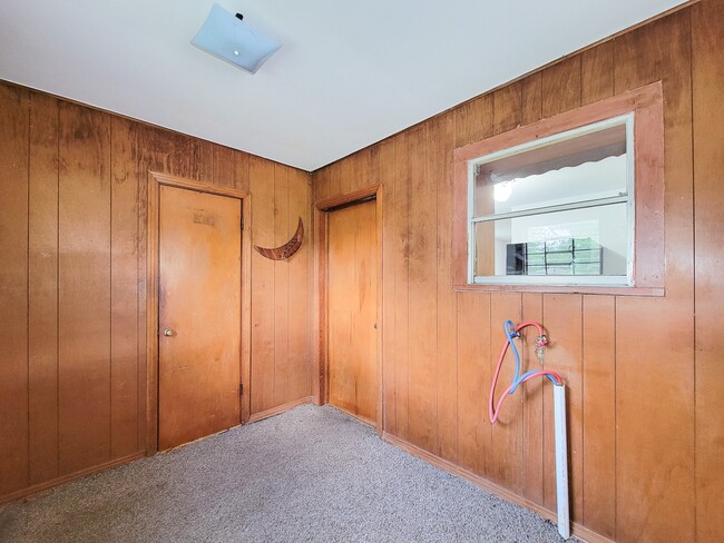 Building Photo - 409 N Parrish St